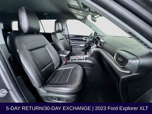 Certified 2023 Ford Explorer XLT w/ Equipment Group 202A AWD/4WD image 33