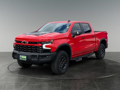 Used 2024 Chevrolet Silverado 1500 ZR2 w/ ZR2 Bison Edition AWD/4WD image 3