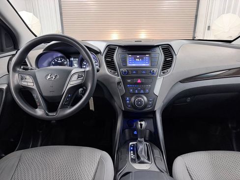 Used 2017 Hyundai Santa Fe Sport FWD image 17