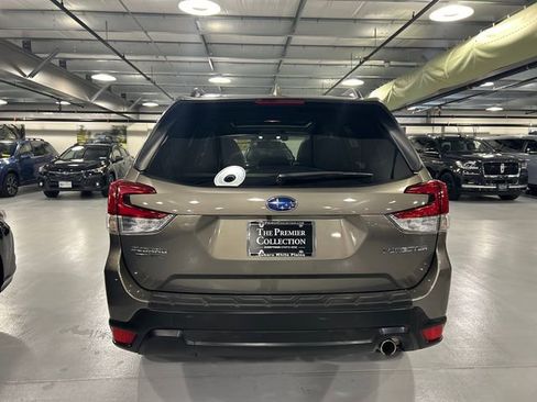 Certified 2020 Subaru Forester Limited image 3
