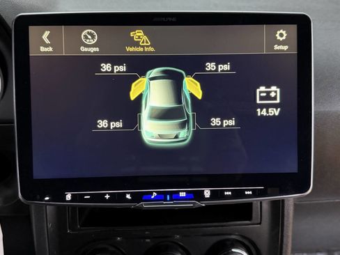 Used 2009 Dodge Challenger SRT8 w/ SRT Option Group II image 26