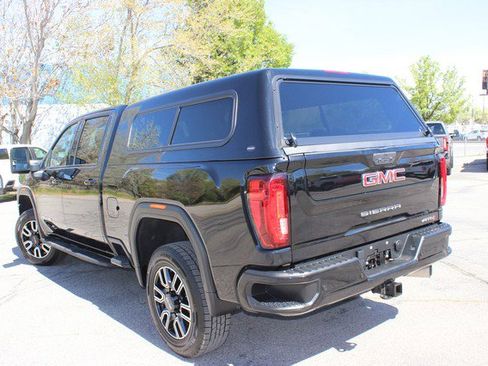 Used 2022 GMC Sierra 2500 AT4 w/ AT4 Preferred Package image 5