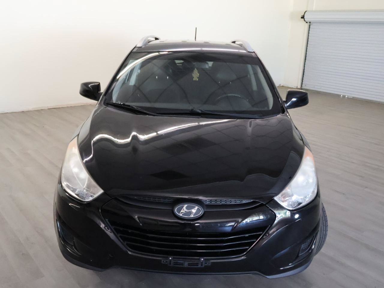Used 2011 Hyundai Tucson GLS FWD image 5