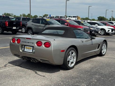 Used 1998 Chevrolet Corvette Convertible w/ Memory Pkg RWD image 3