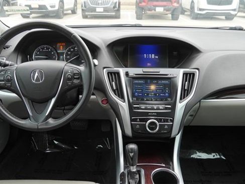 Used 2015 Acura TLX image 14