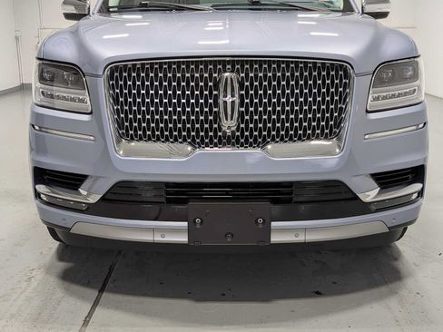 Used 2021 Lincoln Navigator L Black Label w/ Cargo Convenience Package AWD/4WD image 2