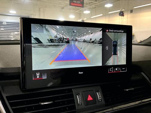 Used 2024 Audi SQ5 Premium Plus w/ Premium Plus Package image 29