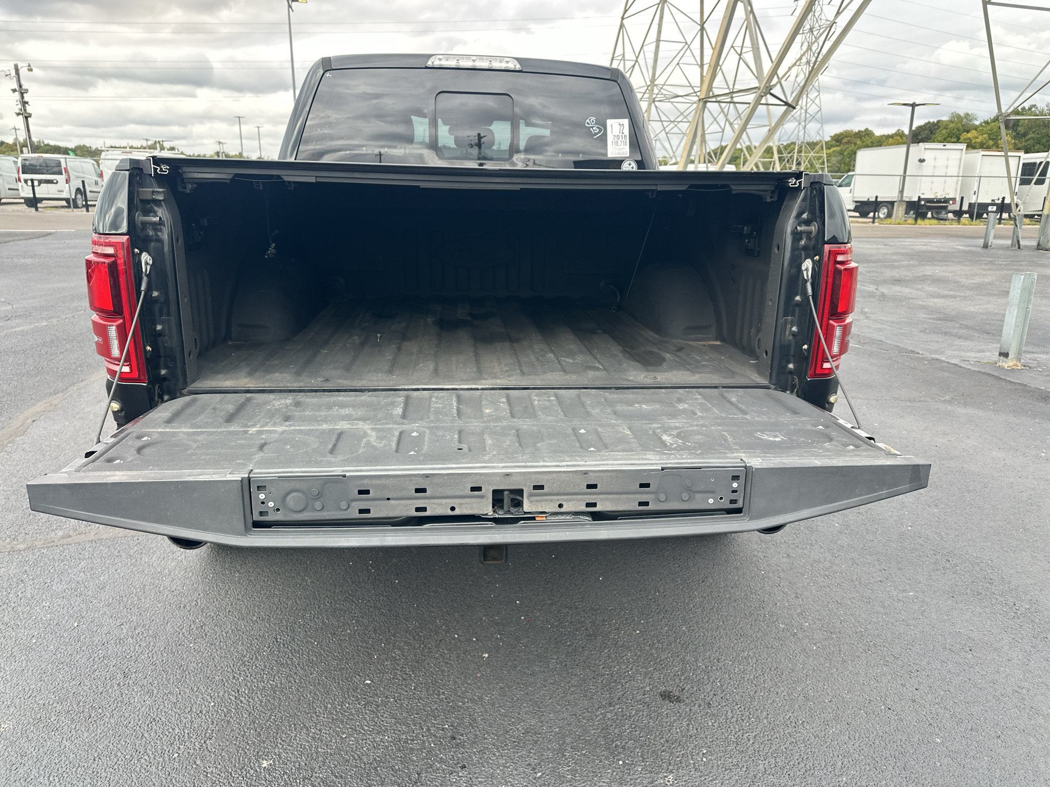 Used 2018 Ford F150 Raptor w/ Equipment Group 802A Luxury AWD/4WD image 17