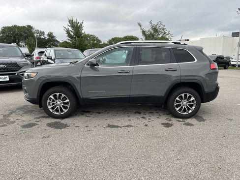 Used 2021 Jeep Cherokee Latitude Lux w/ Trailer Tow Group AWD/4WD image 7