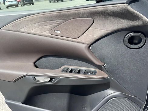 Used 2023 Lexus RX 350 AWD w/ Accessory Package (Z1) image 18