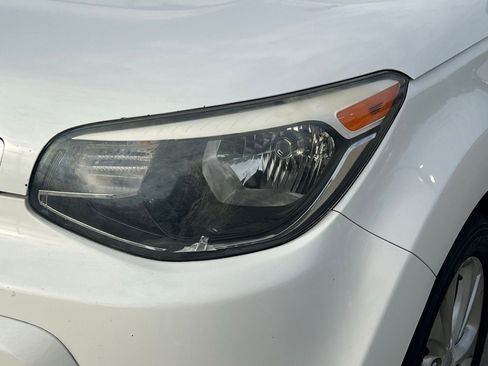 Used 2016 Kia Soul ! image 4