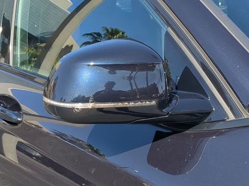 Used 2023 BMW X4 xDrive30i w/ M Sport Package image 12