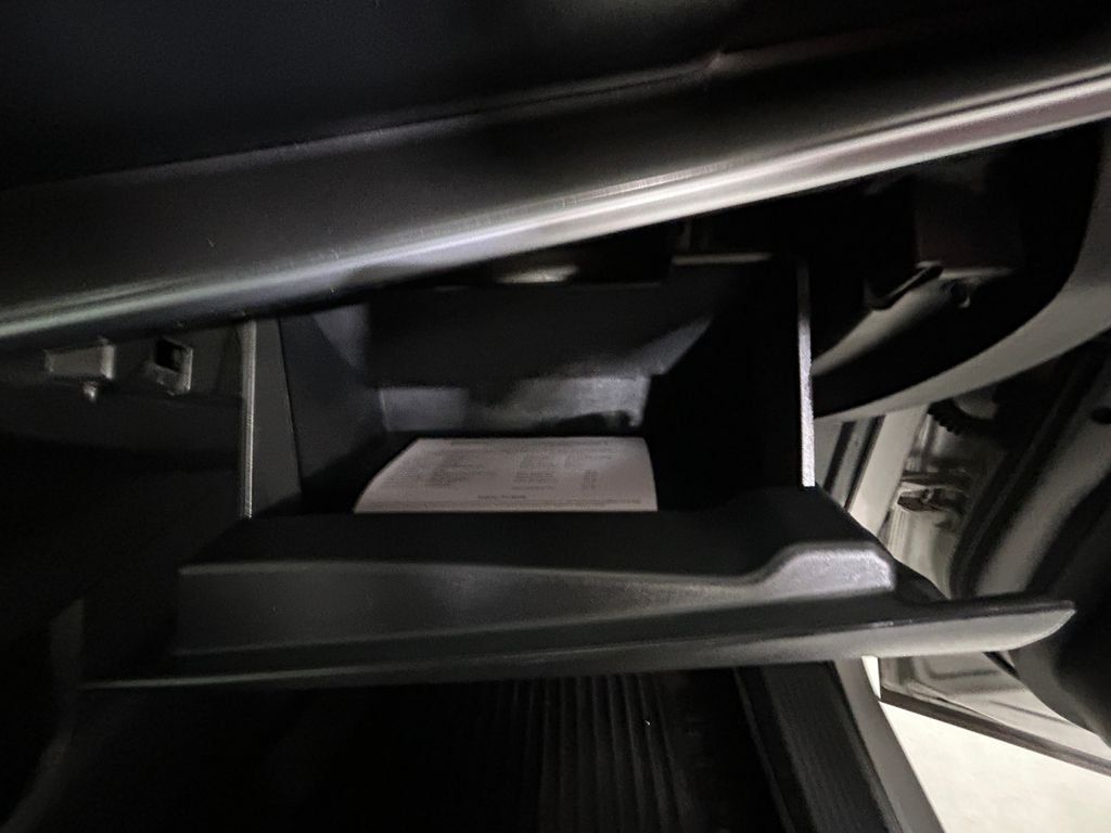 Used 2023 Nissan Rogue SV FWD image 28