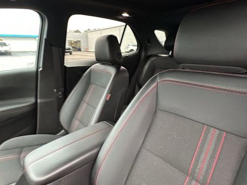 Used 2024 Chevrolet Equinox RS image 12