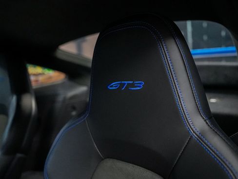 Used 2022 Porsche 911 GT3 RWD image 37
