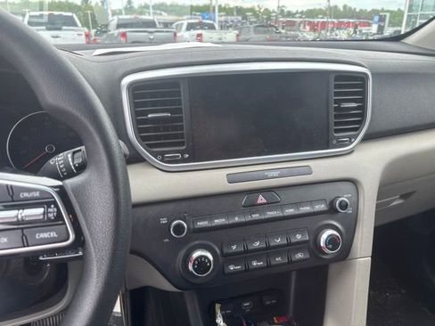 Certified 2021 Kia Sportage LX FWD image 19