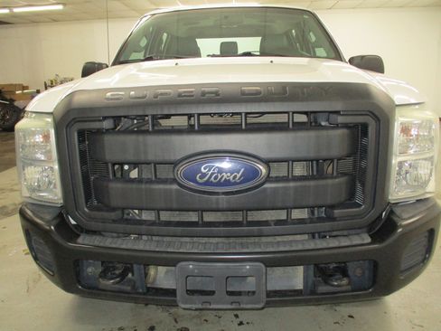 Used 2016 Ford F250 XL image 2
