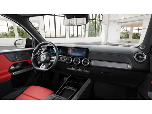 Used 2026 Mercedes-Benz GLB 35 AMG AMG GLB 35 image 6