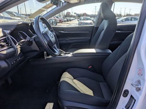 Used 2024 Toyota Camry LE image 25