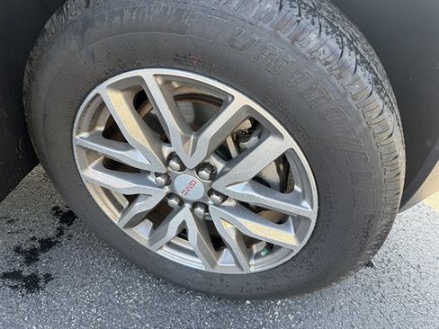 Used 2019 GMC Acadia SLE AWD/4WD image 5