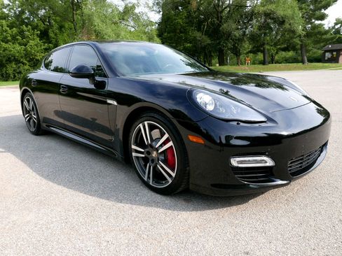 Used 2012 Porsche Panamera Turbo S image 4
