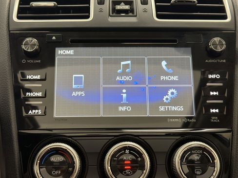 Used 2018 Subaru Forester 2.5i Premium AWD/4WD image 16