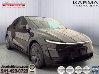 Used 2026 Tesla Model Y 2WD video 1