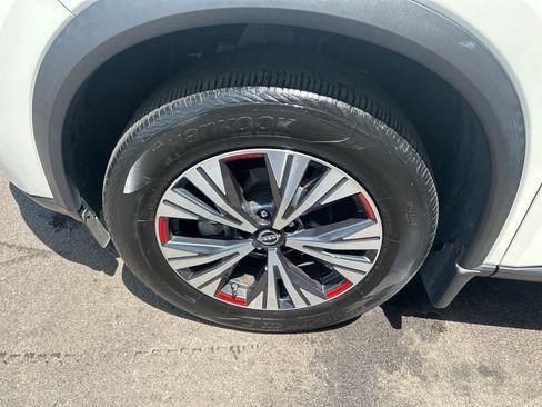 Used 2023 Nissan Rogue SV w/ SV Premium B Package AWD/4WD image 35