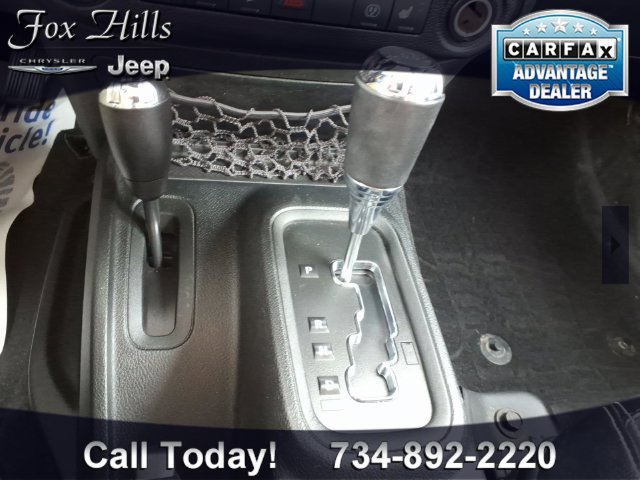 Used 2016 Jeep Wrangler Unlimited Rubicon AWD/4WD image 22