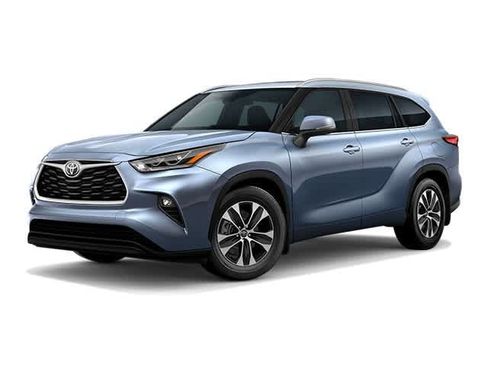 Used 2022 Toyota Highlander XLE FWD image 1