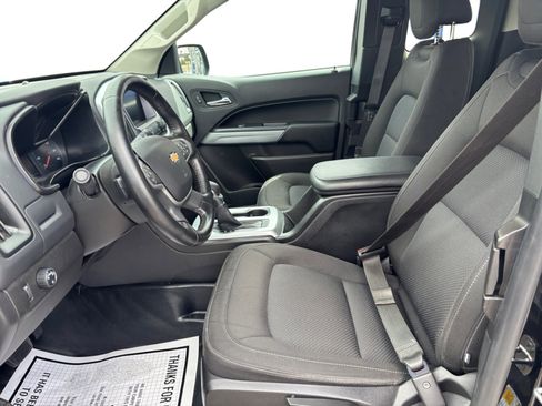 Used 2022 Chevrolet Colorado LT w/ Fleet Safety Package image 10