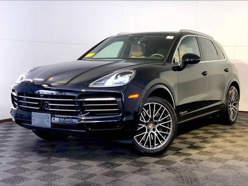 Certified 2023 Porsche Cayenne image 1
