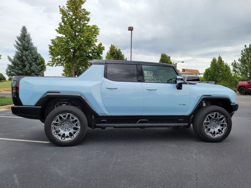 New 2025 GMC Hummer EV 3X image 2