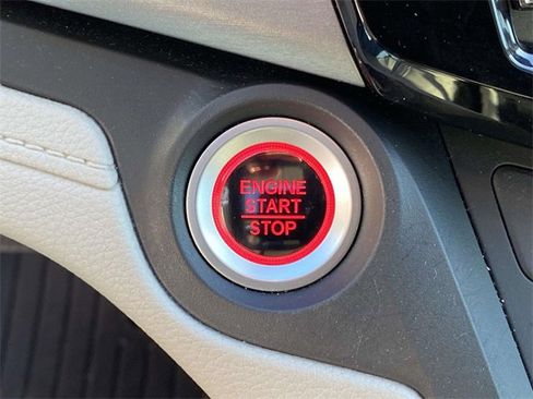 Used 2025 Honda Odyssey EX-L image 24