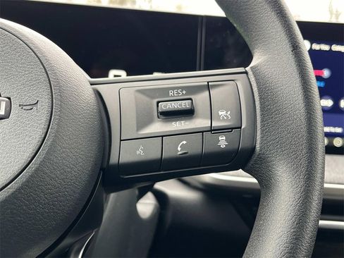 New 2026 Nissan Kicks SV image 22