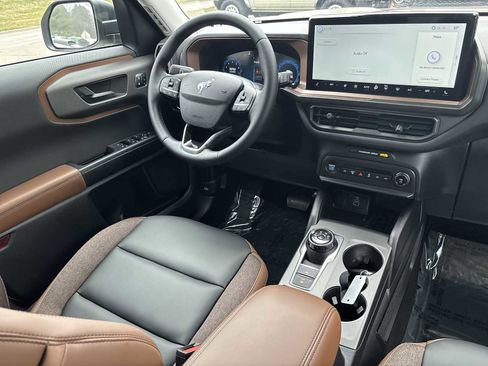 Used 2025 Ford Bronco Sport Outer Banks image 21