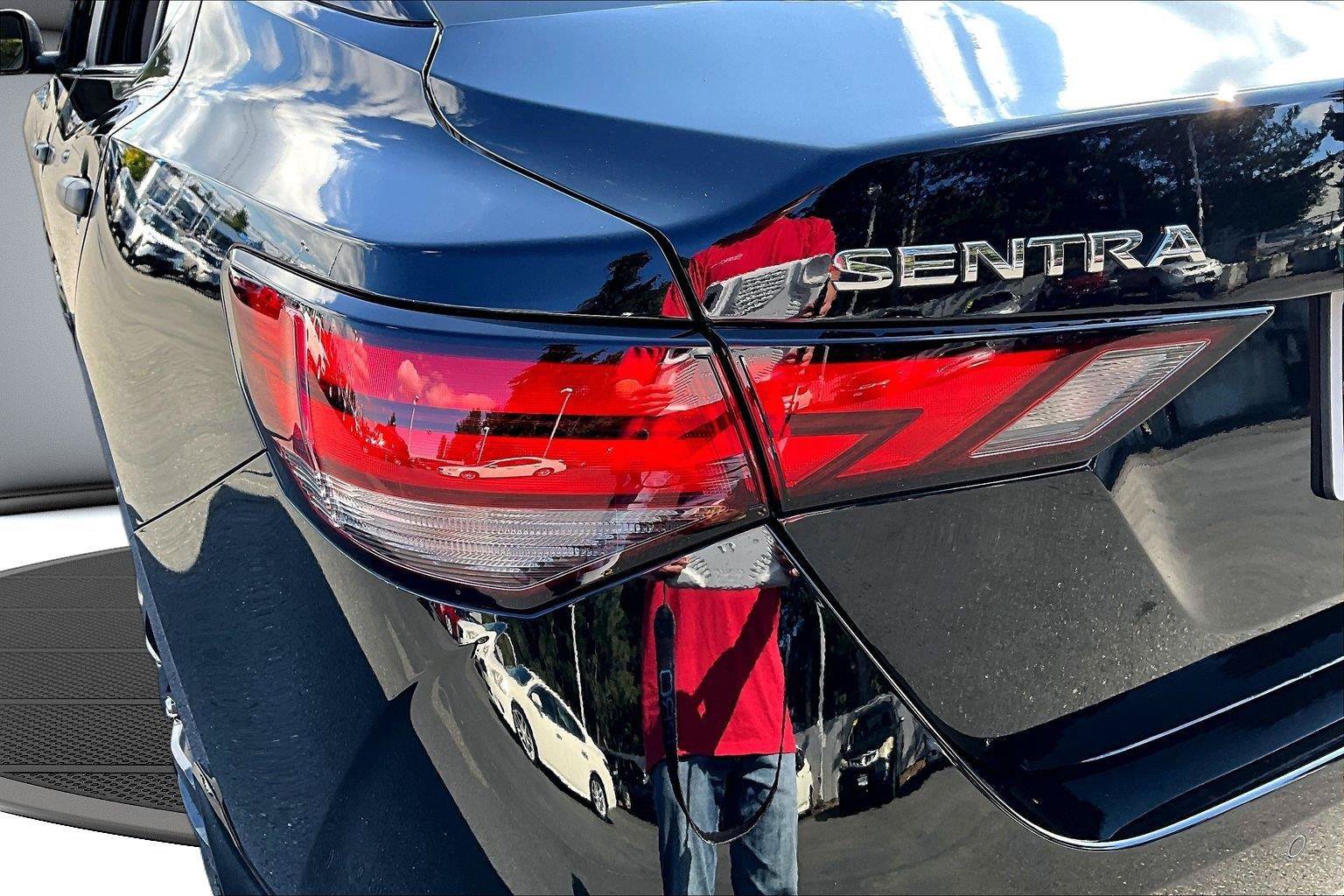 Used 2025 Nissan Sentra S w/ Lighting Package FWD image 23