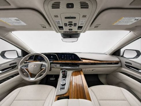 Used 2024 Cadillac Escalade Sport Platinum w/ LPO, ONYX Package AWD/4WD image 12
