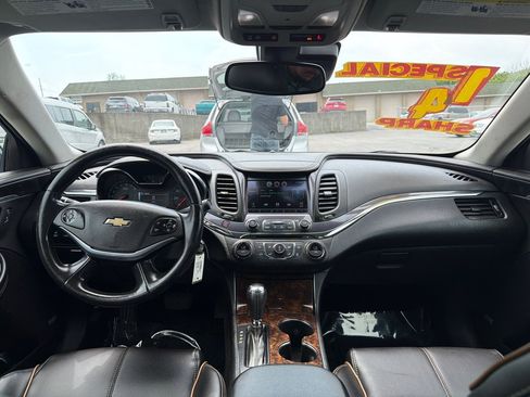 Used 2014 Chevrolet Impala LT FWD image 13