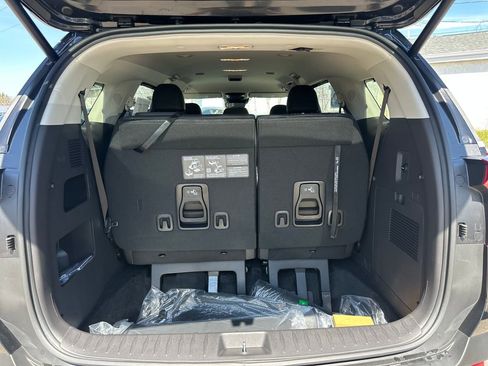 New 2026 Kia Carnival EX FWD image 38