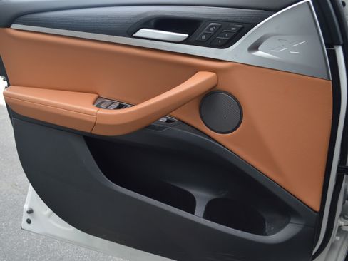 Used 2023 BMW X4 xDrive30i w/ M Sport Package image 13