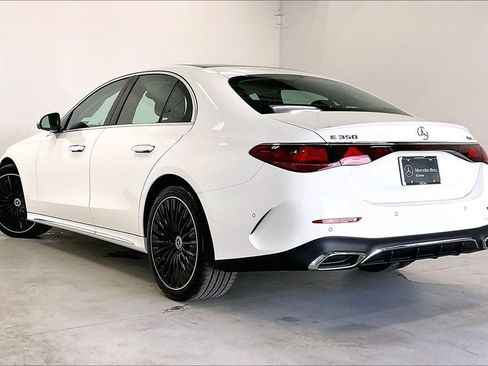 New 2026 Mercedes-Benz E 350 4MATIC Sedan image 12
