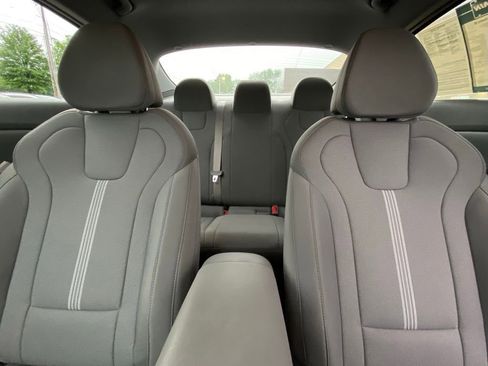 Used 2024 Hyundai Elantra SE FWD image 28