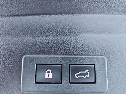 Certified 2023 Subaru Ascent Touring image 14