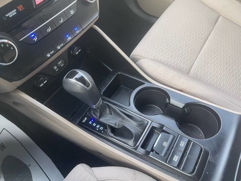 Used 2019 Hyundai Tucson SE w/ Cargo Package image 21