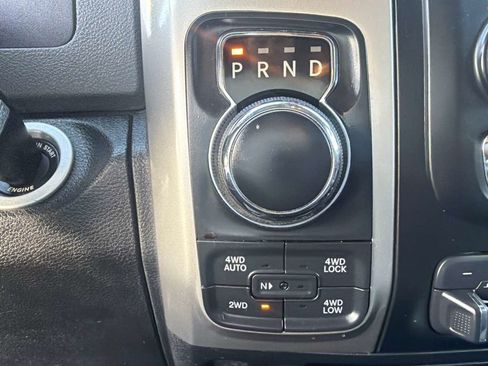 Used 2018 RAM 1500 Big Horn AWD/4WD image 40