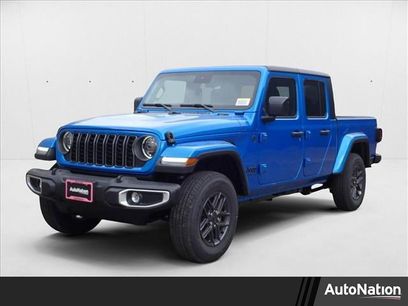 New 2025 Jeep Gladiator Sport
