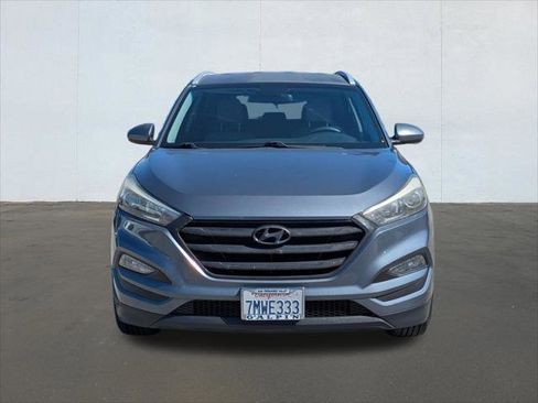 Used 2016 Hyundai Tucson SE w/ Option Group 02 image 8