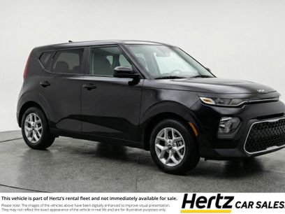 Used 2025 Kia Soul LX w/ LX Technology Package