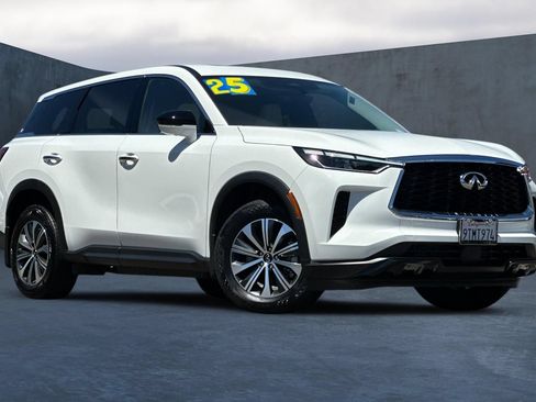 Certified 2025 INFINITI QX60 Pure AWD/4WD image 2